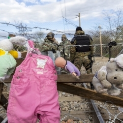 Dealbreaker: EU migration policy causes more harm and chaos one year after EU-Turkey deal